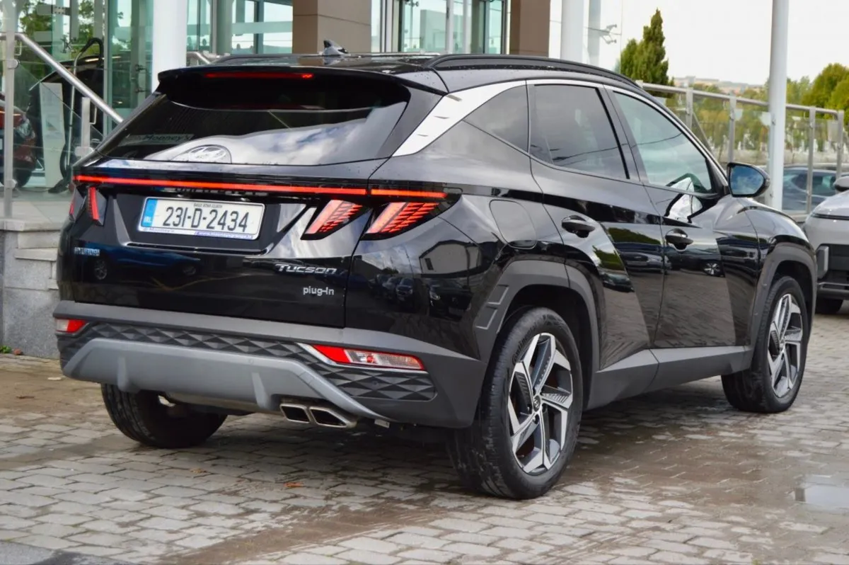 Hyundai Tucson 4WD Executive Plus Phev Auto - Image 4
