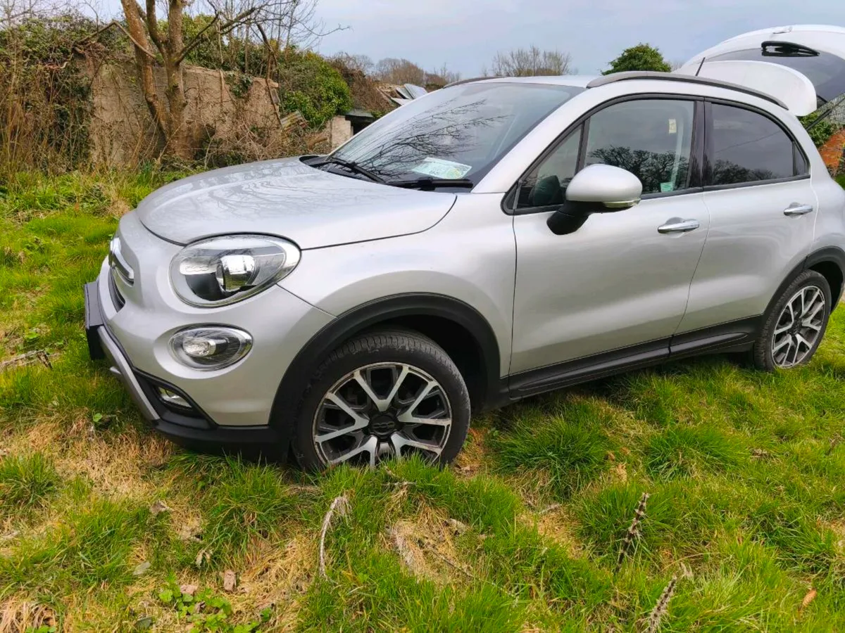 Fiat 500x cross LOW mileage - Image 2