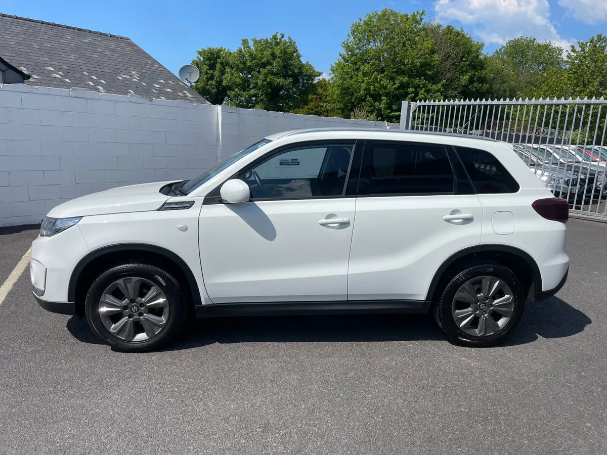 Suzuki Vitara 1.4 SZ4 Hybrid - Image 4