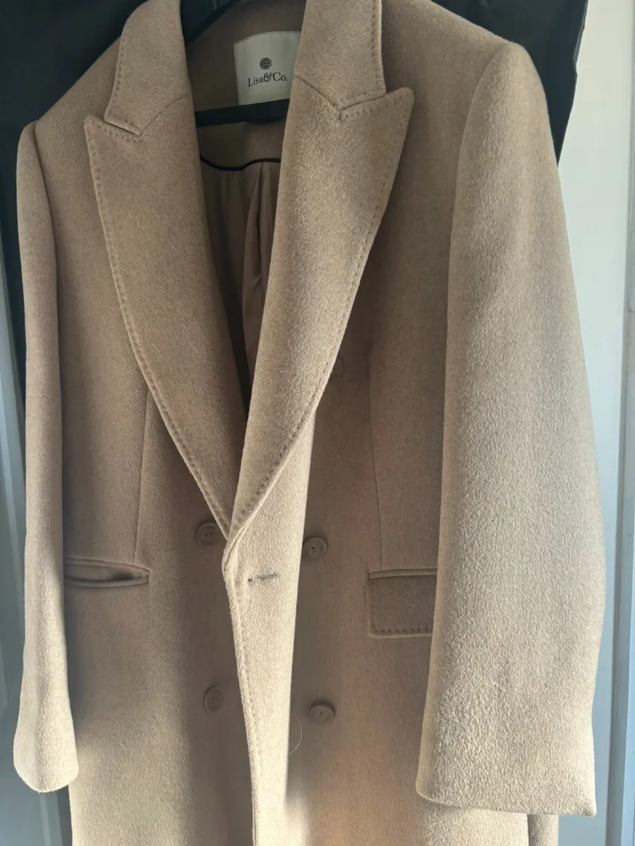 Lisa & Co coat - Image 3