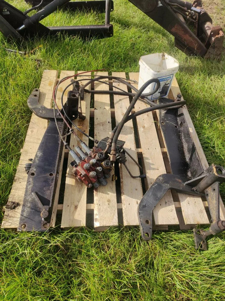 Quicke Loader/Wheel Rims - Image 4
