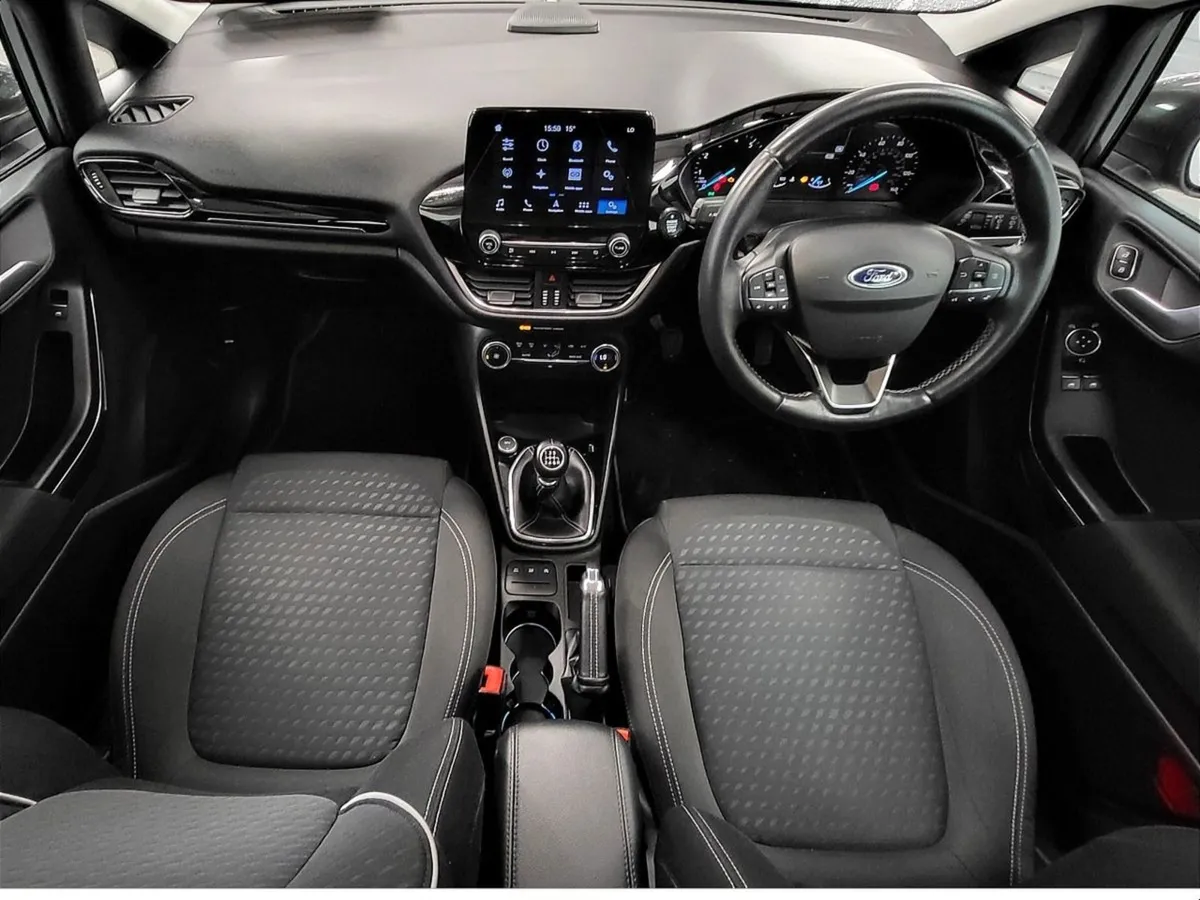 Ford Fiesta 1.0t Ecoboost 100 PS Titanium - Image 4