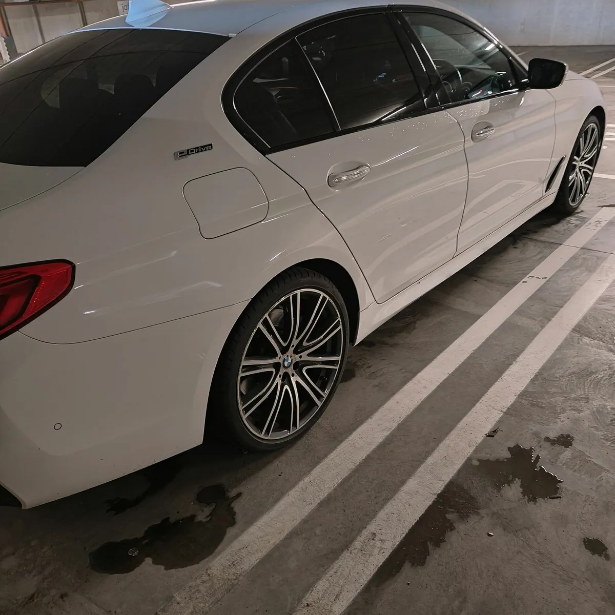 BMW 5-Series 530e Brand New NCT - Image 2