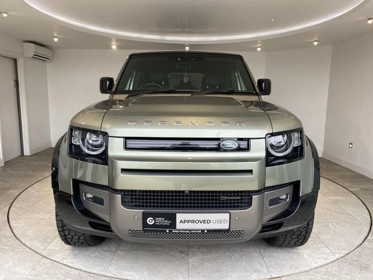 Land Rover Defender 3.0 D250 X-dynamic HSE 110 5d - Image 2