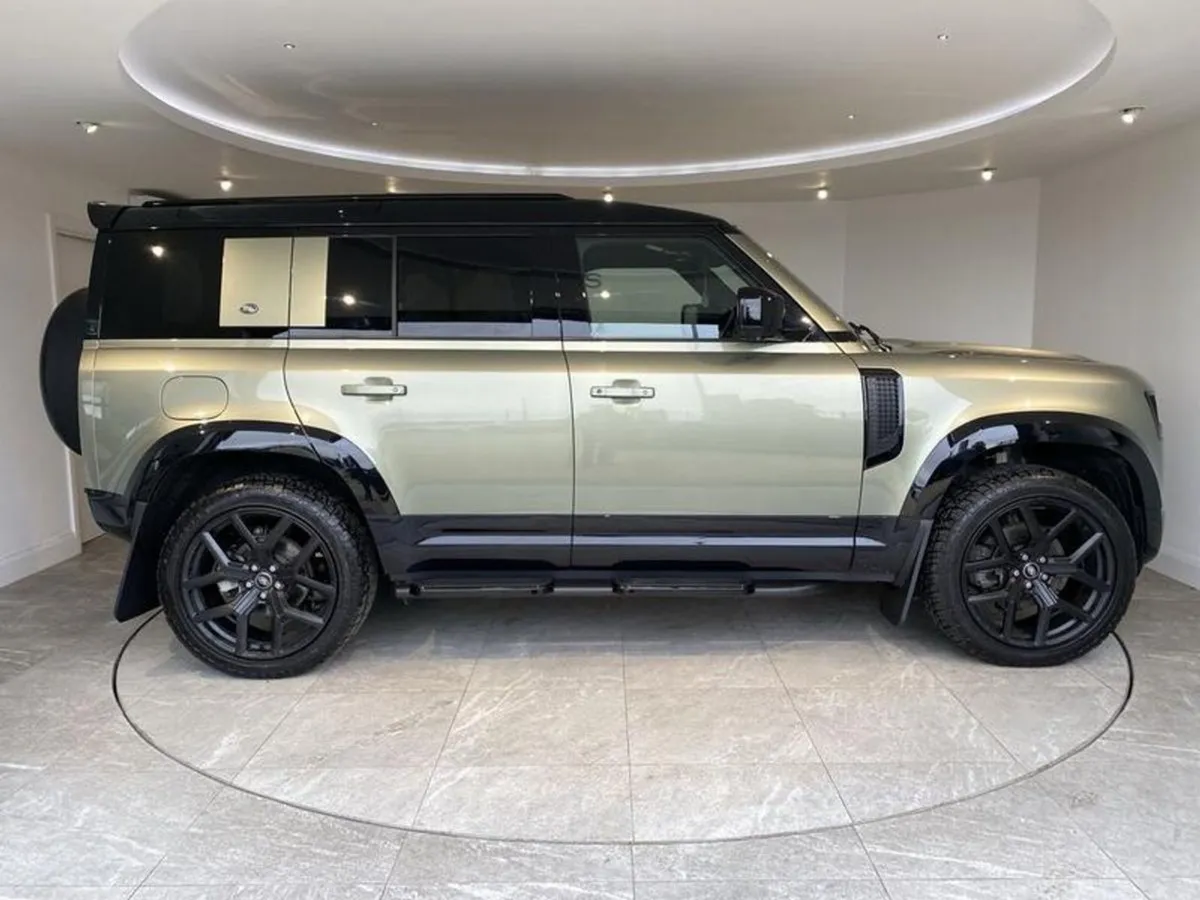Land Rover Defender 3.0 D250 X-dynamic HSE 110 5d - Image 4
