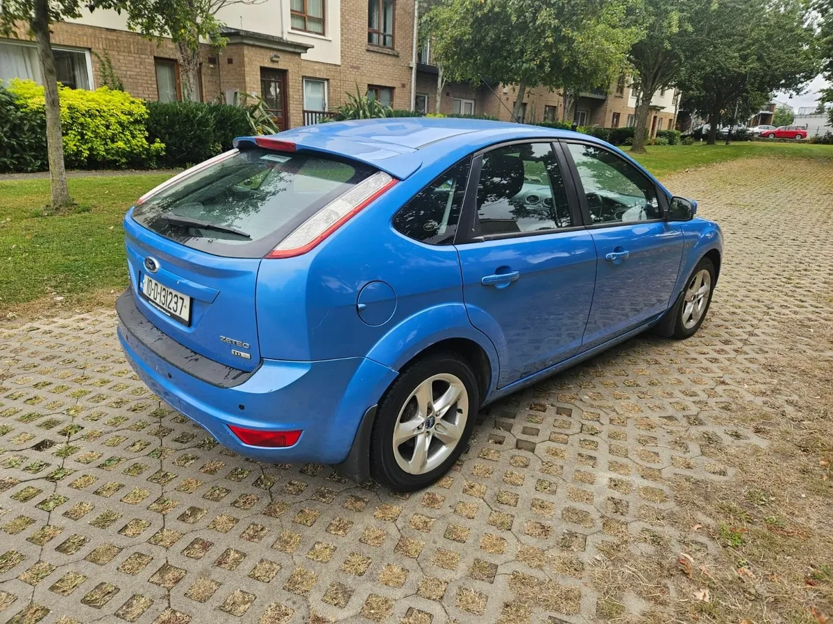 2010 Ford Focus 1.6 TDCI ZETEC - Image 4