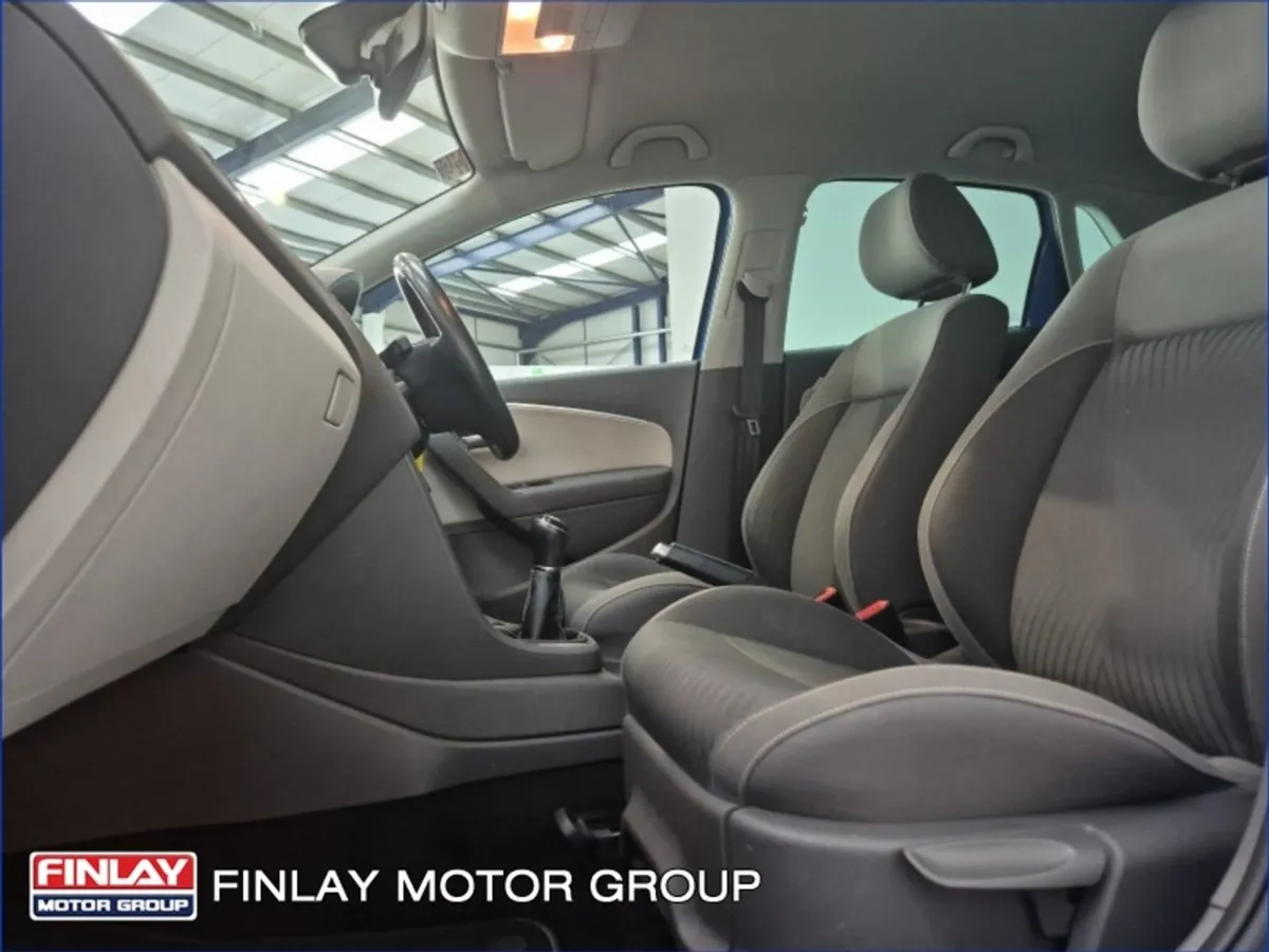 Volkswagen Polo 1.2 TSI 5DR 90hp Comfortline - Image 4