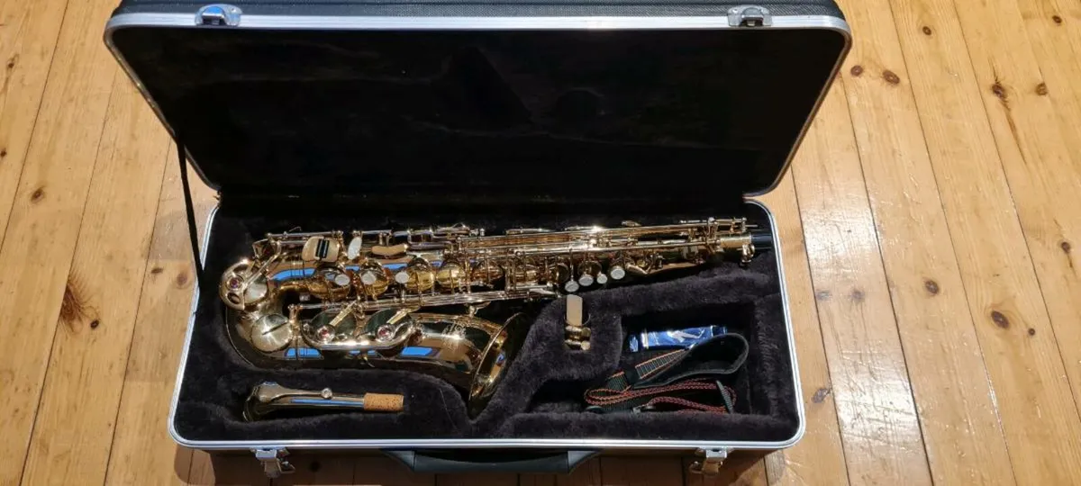 Alto Saxophone - Image 2
