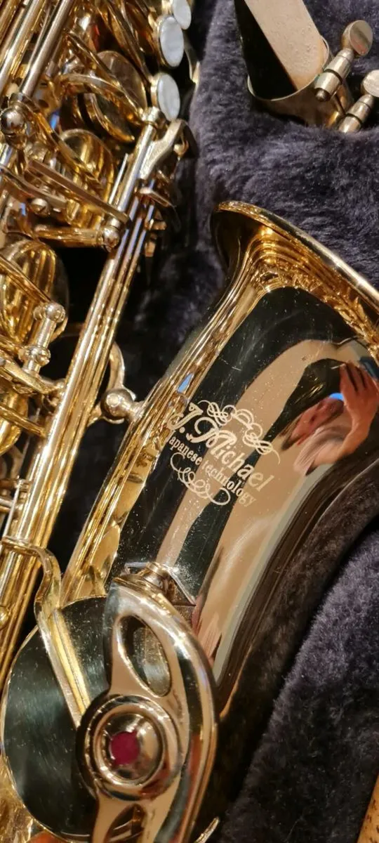 Alto Saxophone - Image 4