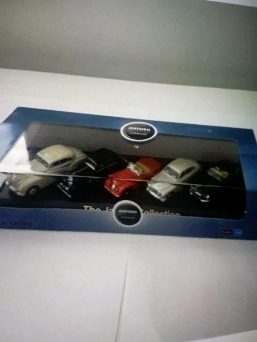 OXFORD DIE CAST 5 PIECE JAUGUAR COLLECTION - Image 1
