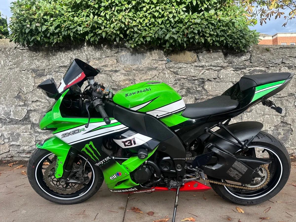 Kawasaki ZX10R - Image 3