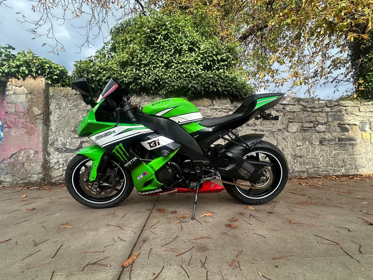 Kawasaki ZX10R - Image 1
