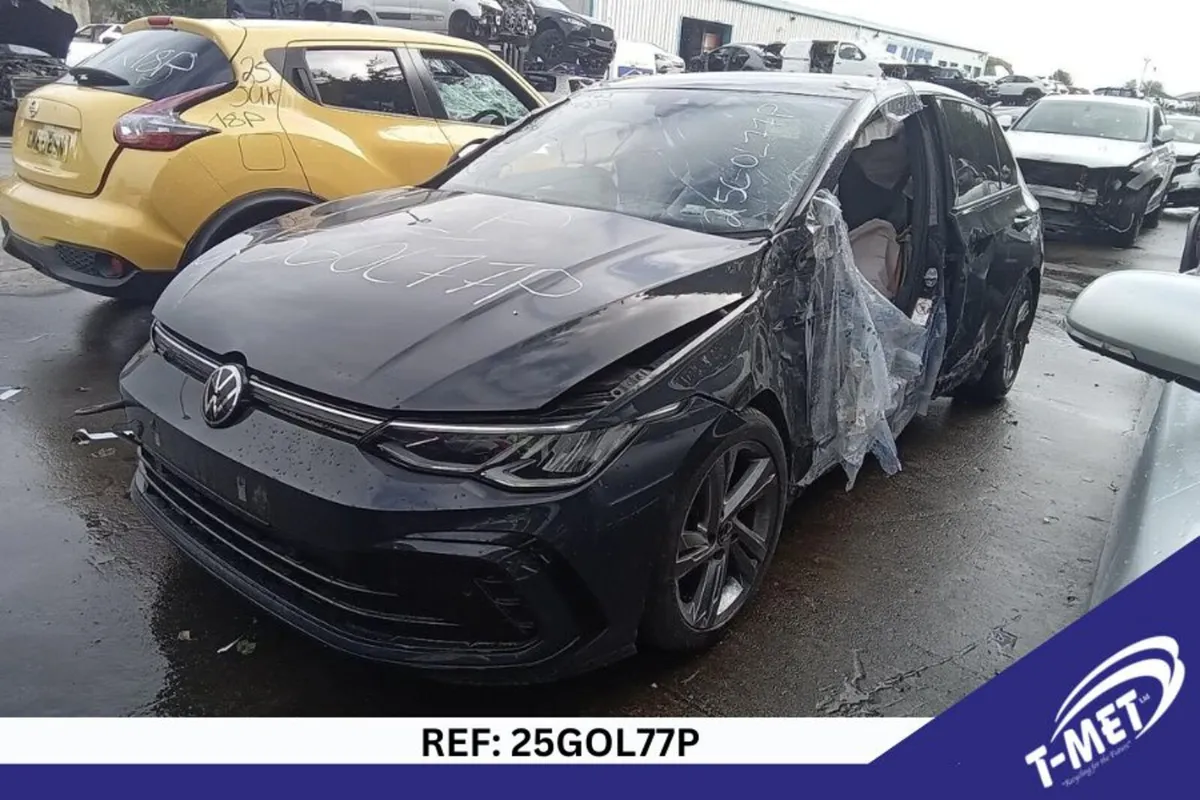 2023 VOLKSWAGEN GOLF BREAKING FOR PARTS - Image 4