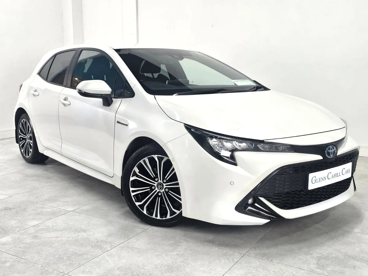 2019 Toyota Corolla 1.8VVT-i Hybrid Design - Image 1