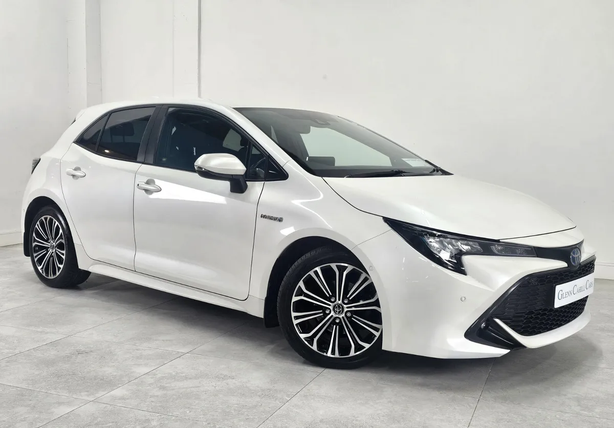 2019 Toyota Corolla 1.8VVT-i Hybrid Design - Image 4