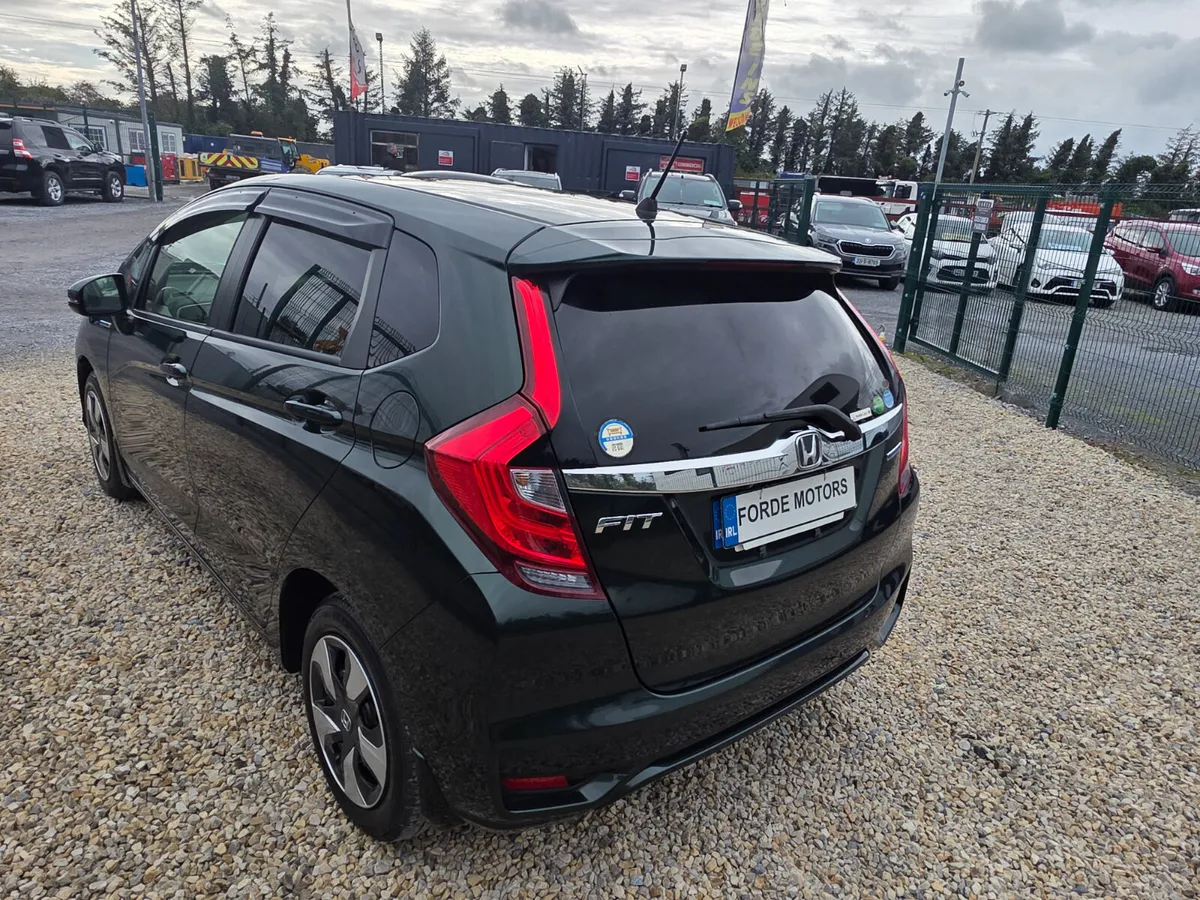 Honda Fit 2019 Hybrid Automatic - Image 3