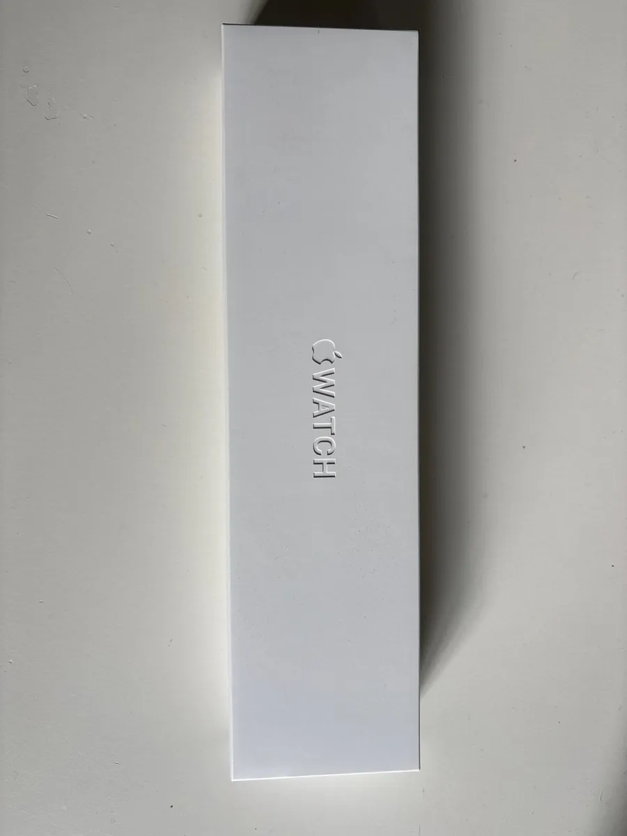 Apple Watch Series 8 Midnight Aluminium 45mm S/M - Image 1
