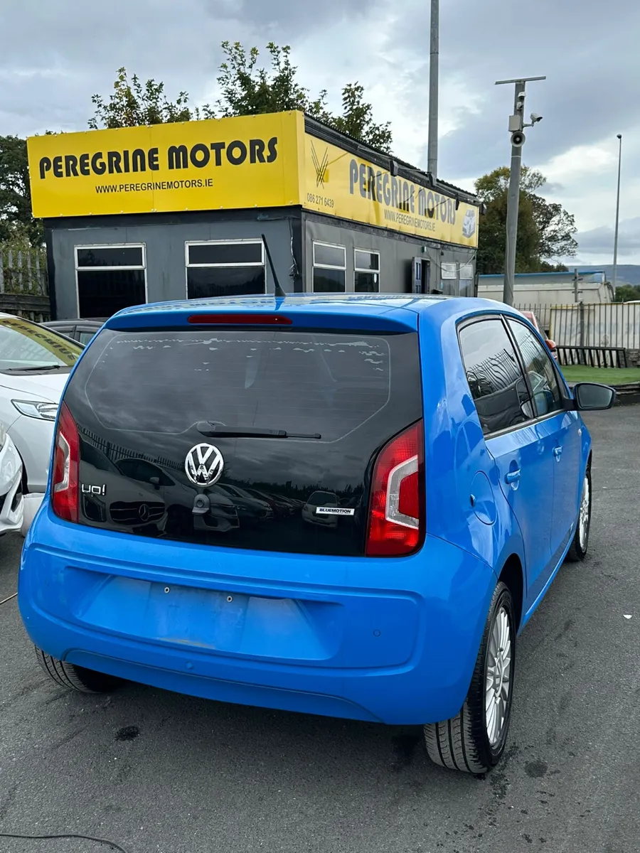 VW UP - Image 3