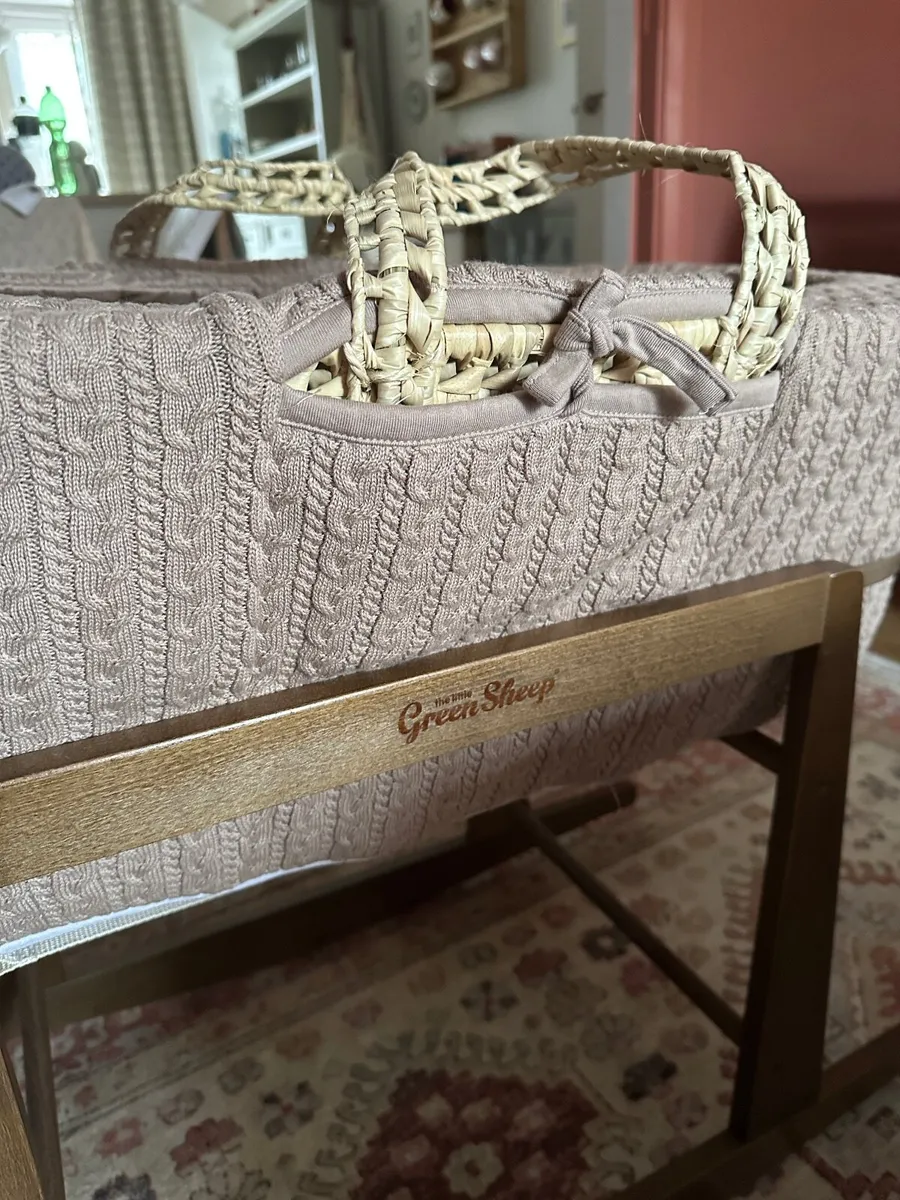 Little Green Sheep Moses Basket - Image 3