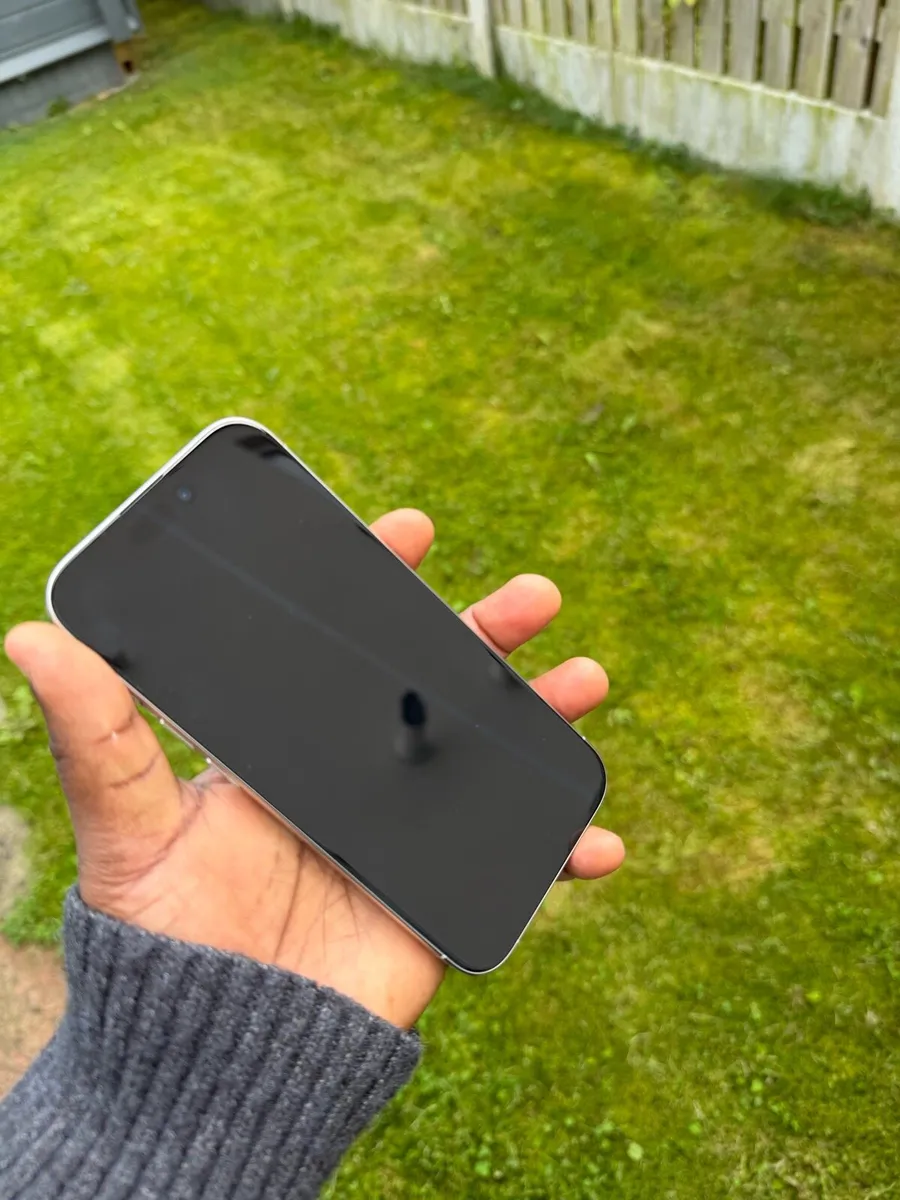 iPhone 15 Pro (256GB) Unlocked - Image 3