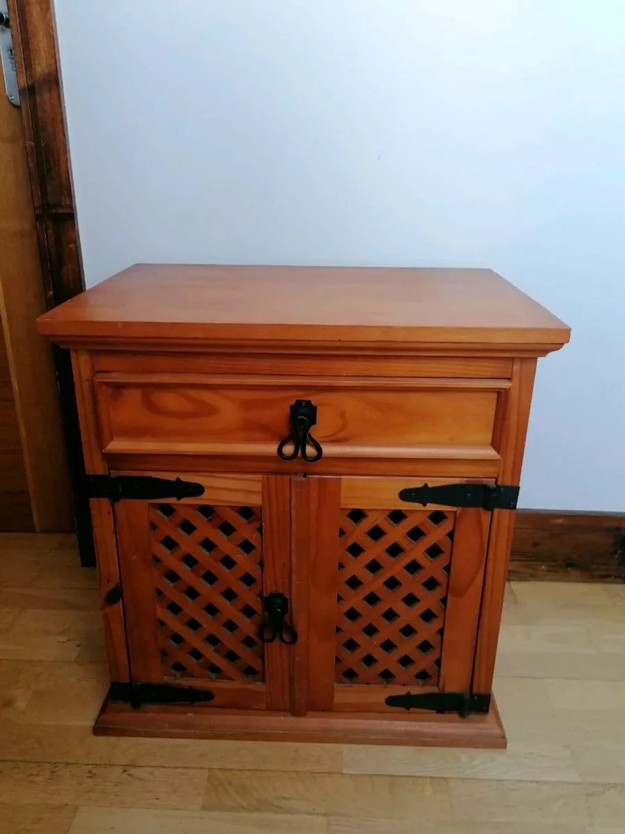 Bedside Cabinet - Image 1