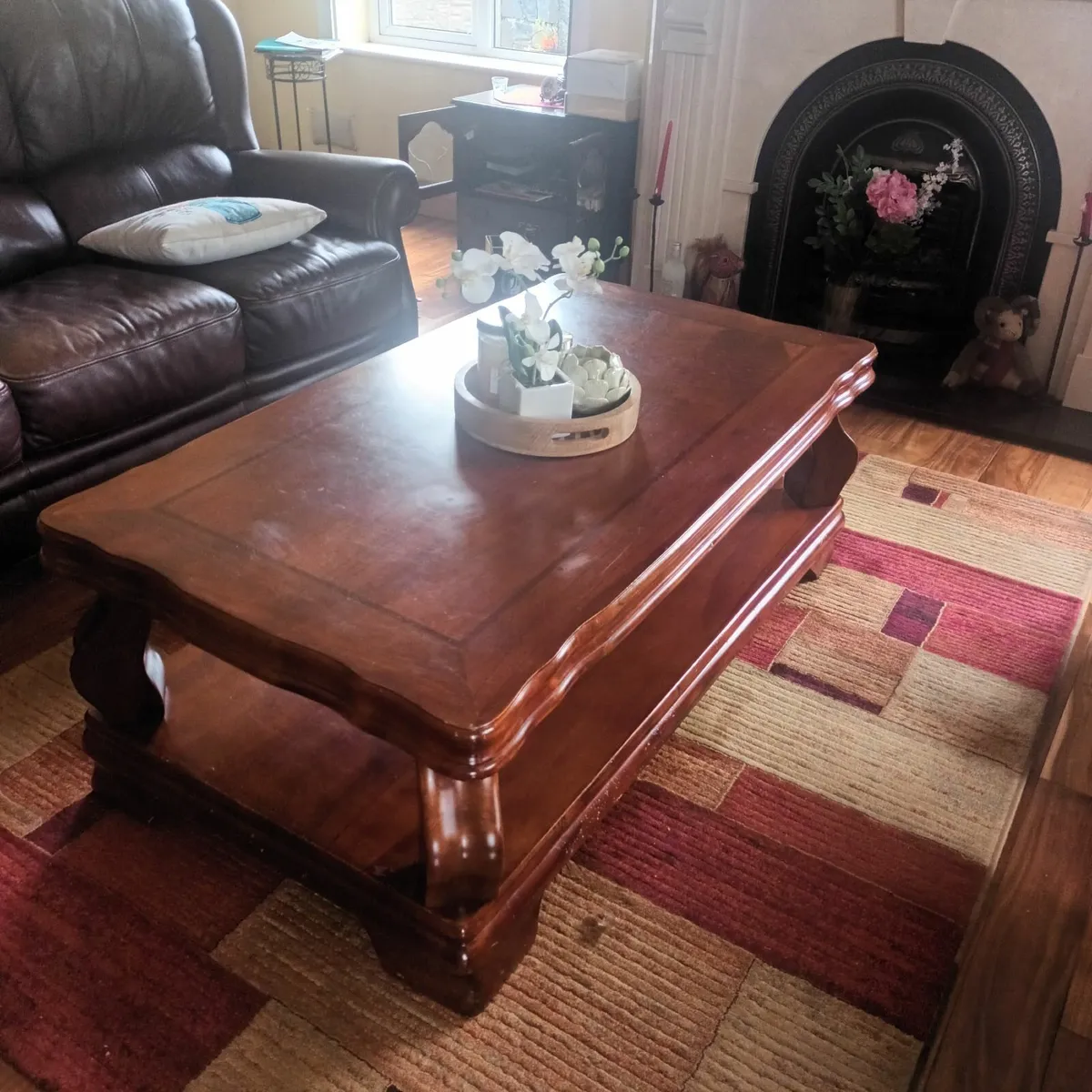 Coffee table - Image 1