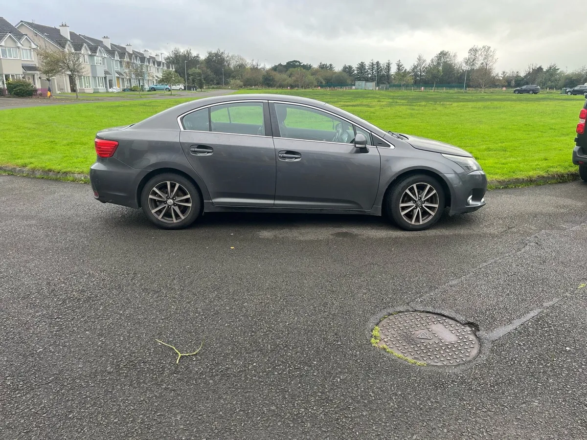 Car - Image 2