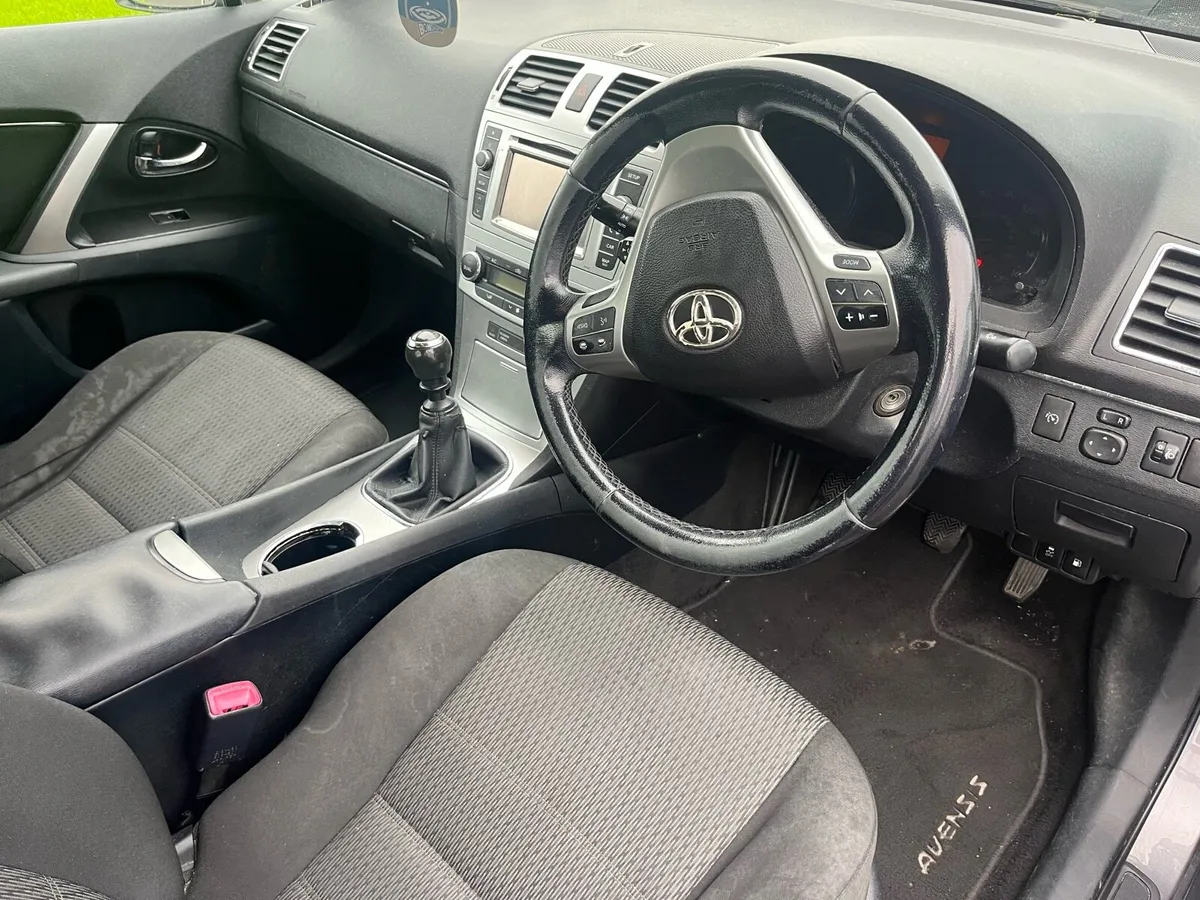 Car - Image 4