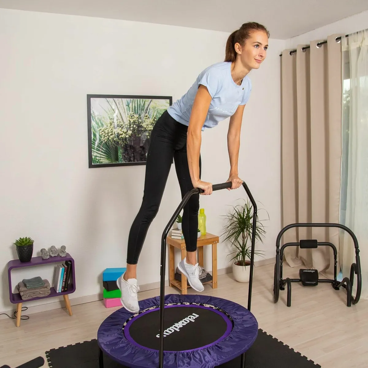 Trampoline foldable with grab bar - Image 3