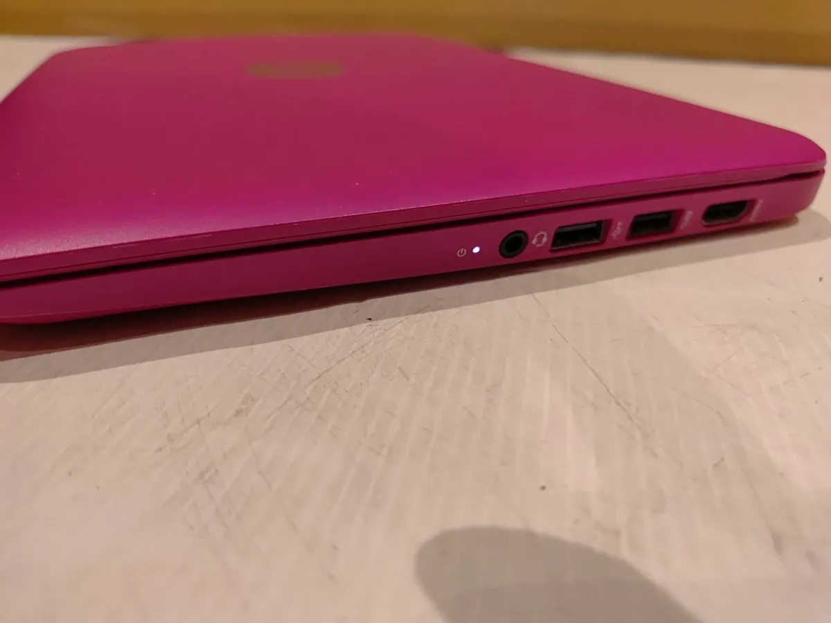 HP laptop - Image 3