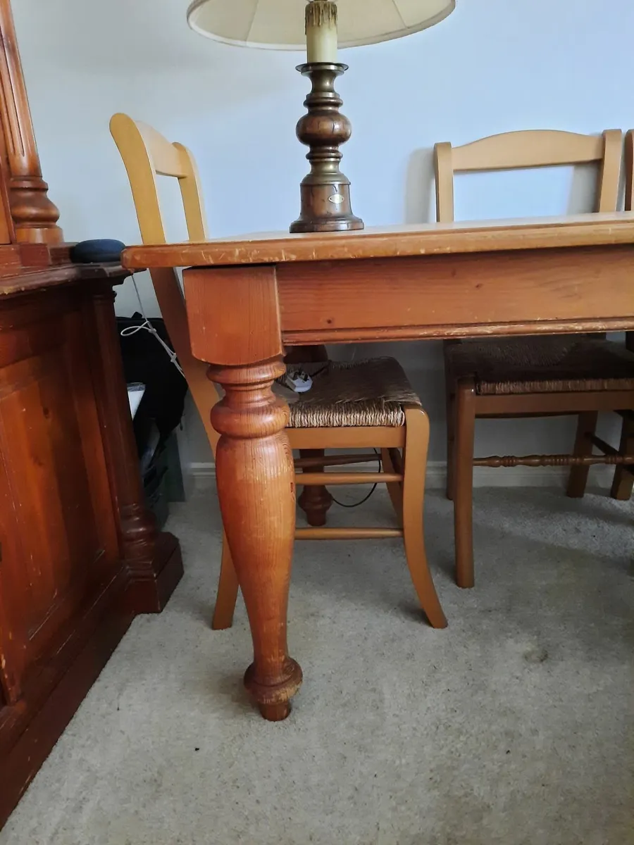Dining room table and  6 chairs - Image 3