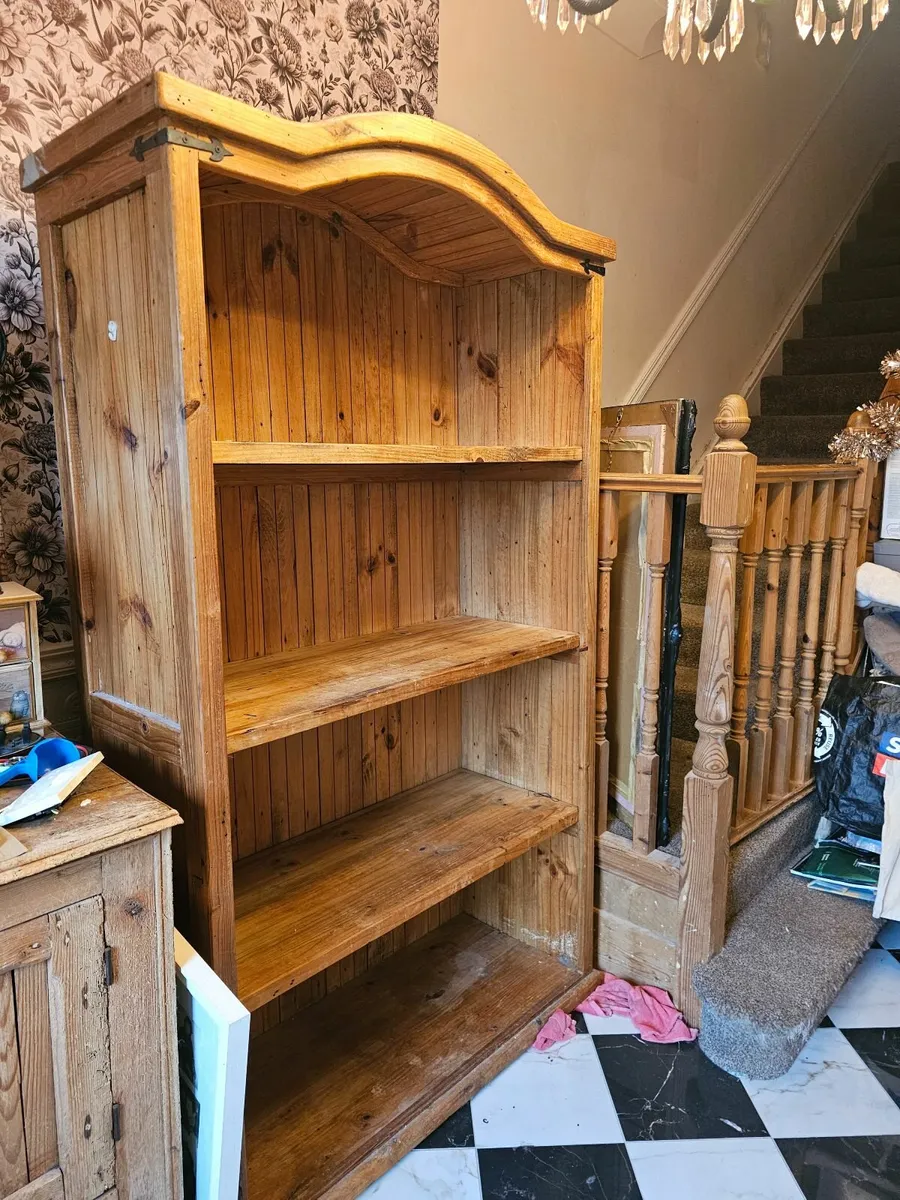 Book shelf - Image 2