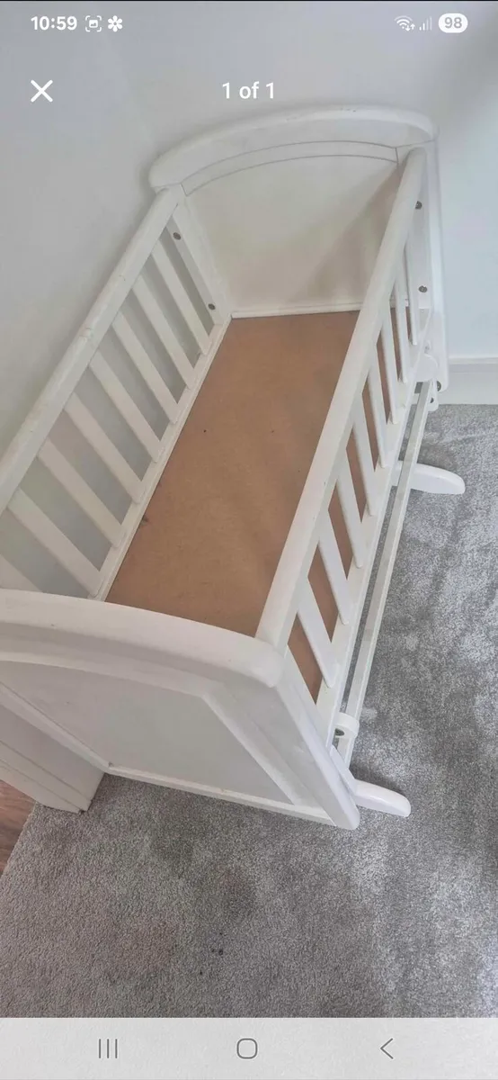 Baby cradle crib with mattress brand new !