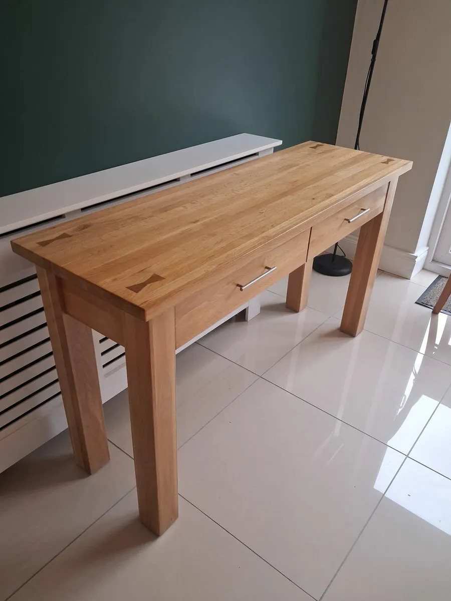 Console Table - Image 1