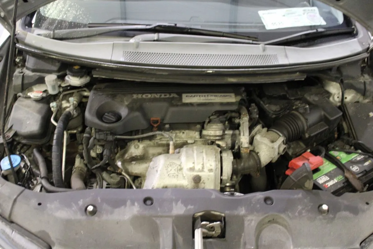 Honda Civic 1.6 I-dtec 4DR - Image 4