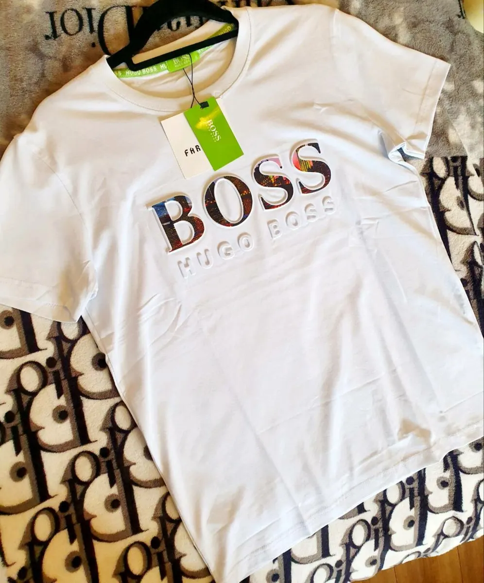 Brand New Mens Top - Image 1