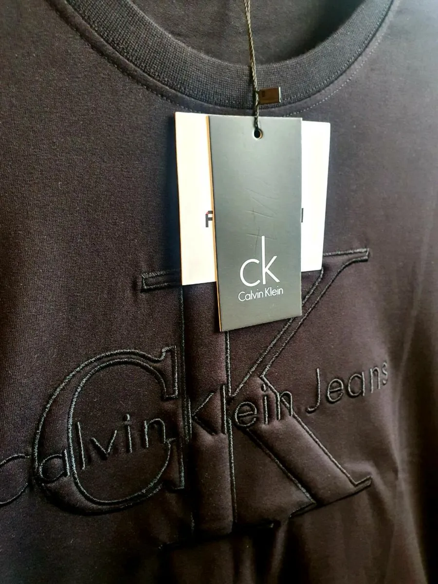 Brand New Mens Top - Image 2