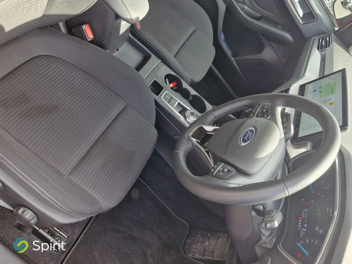 Ford Focus Focus St-line 5D 1.5 TD Auto Van - Image 4