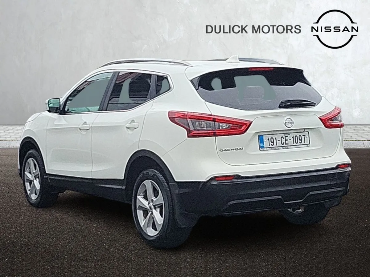 Nissan QASHQAI 1.2 PET SV - Image 2