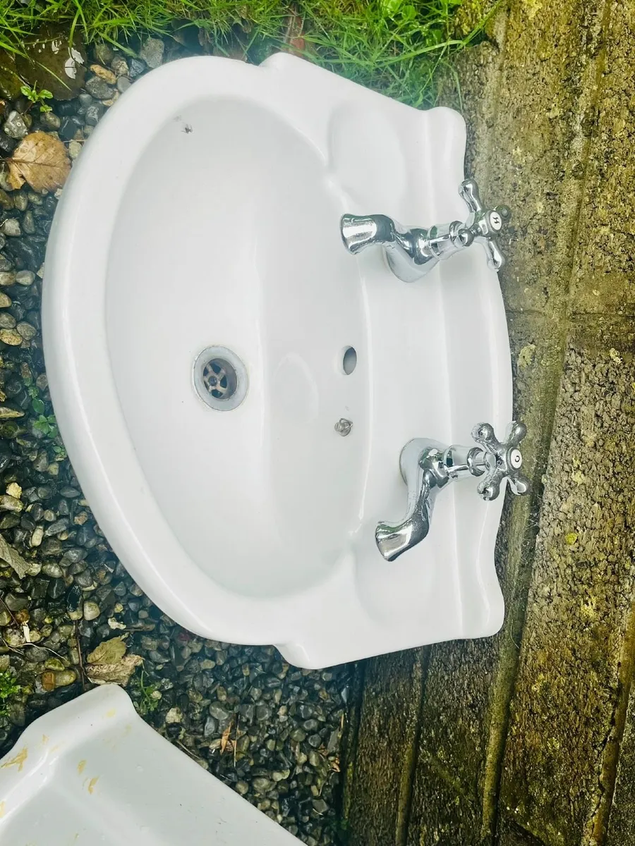 Shire - Bathroom Toilet, Sink, Taps, and Pedestal - Image 4