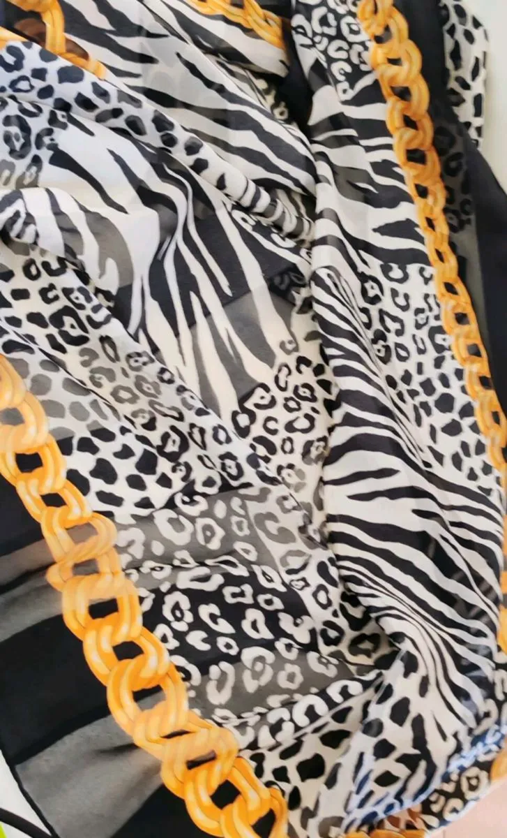 Vintage Italian scarf - Image 1