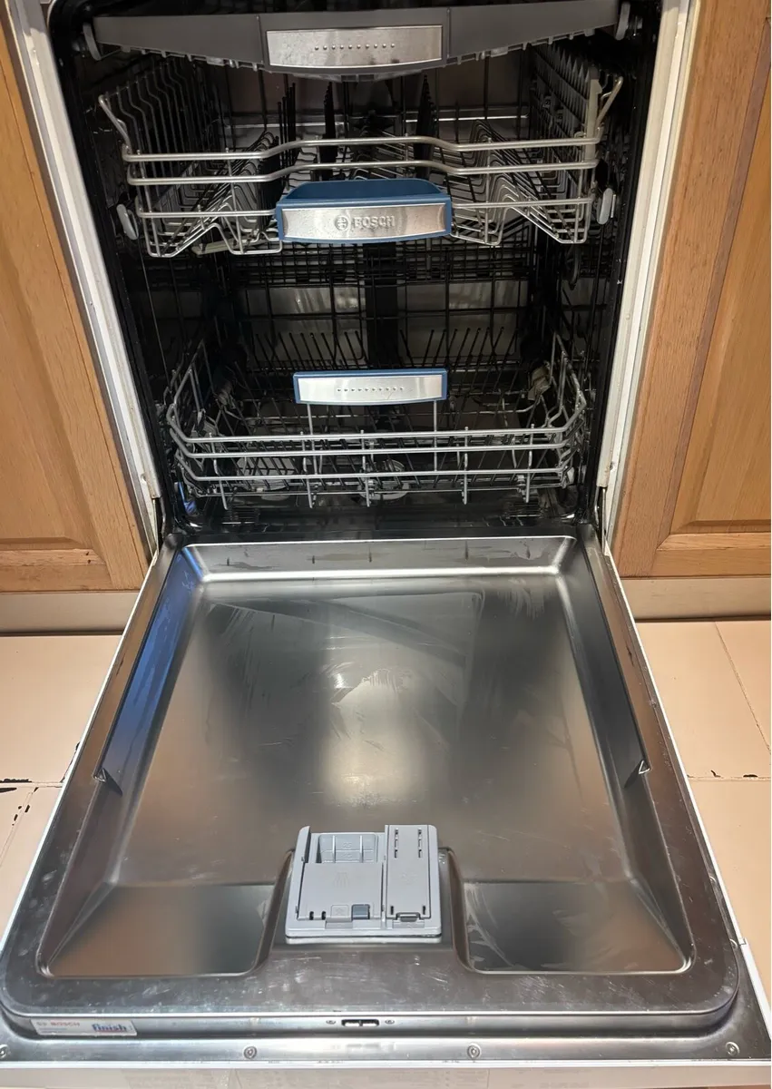 Dishwasher - Image 3
