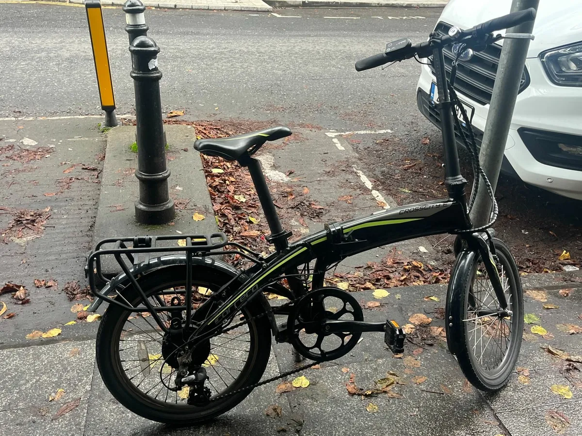 Carrera Crosscity Folding Electric Bike - Image 1