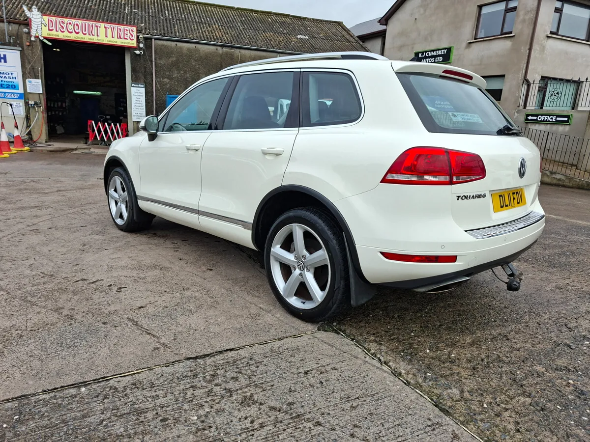 NI REG 2011 VW TOUAREG 3.0 TDI - Image 4