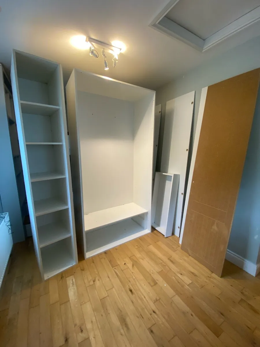 Large Built in wardrobe - Image 1
