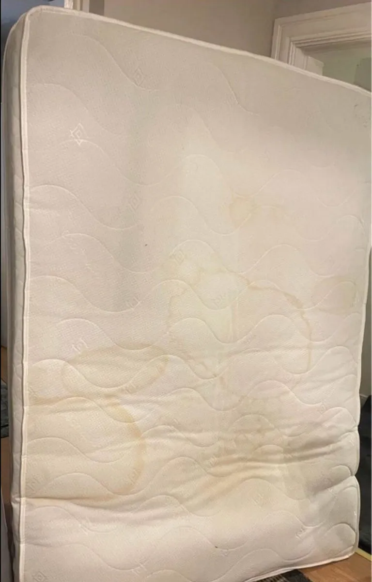 Double bed with mattress - Image 4