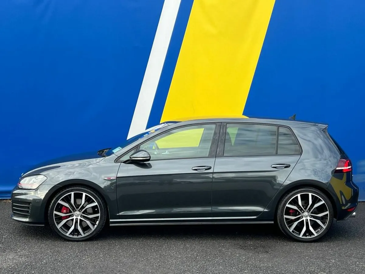 Volkswagen Golf GTI PERFORMANCE PACKAGE 2.0 TSI AU - Image 3