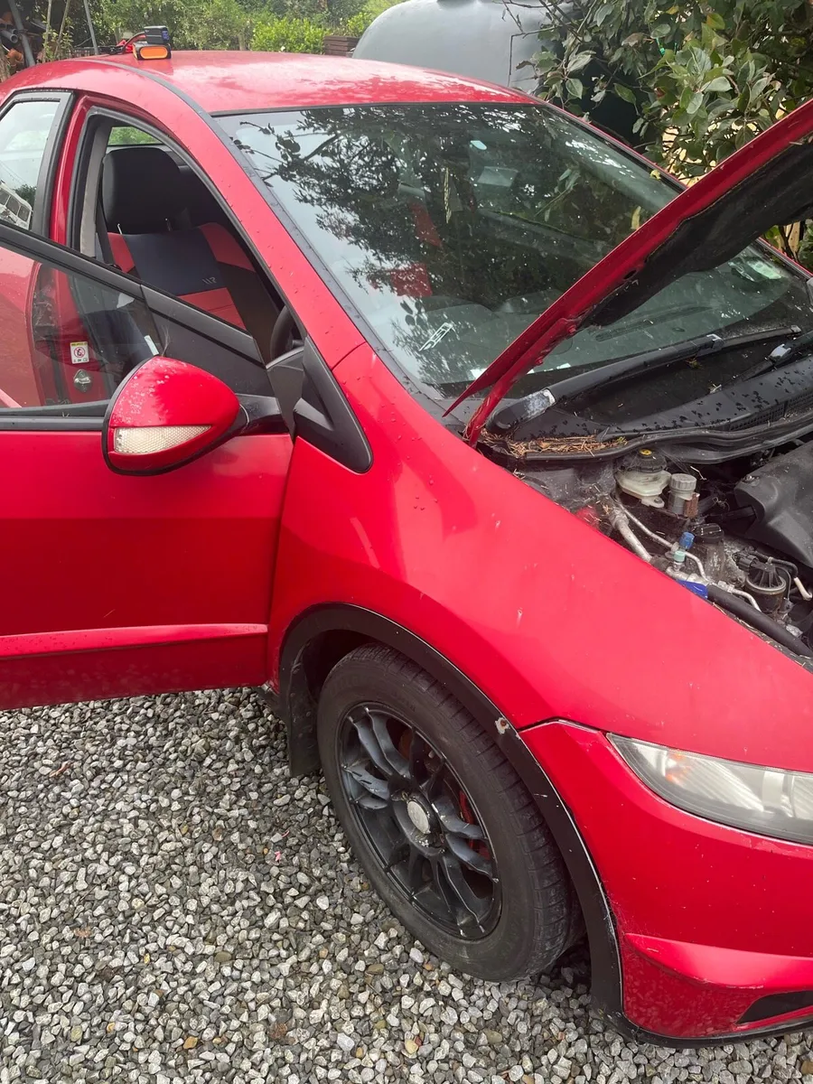 Honda civic - Image 3