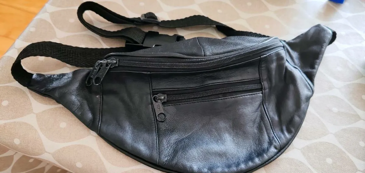 Retro leather waist bag - Image 2