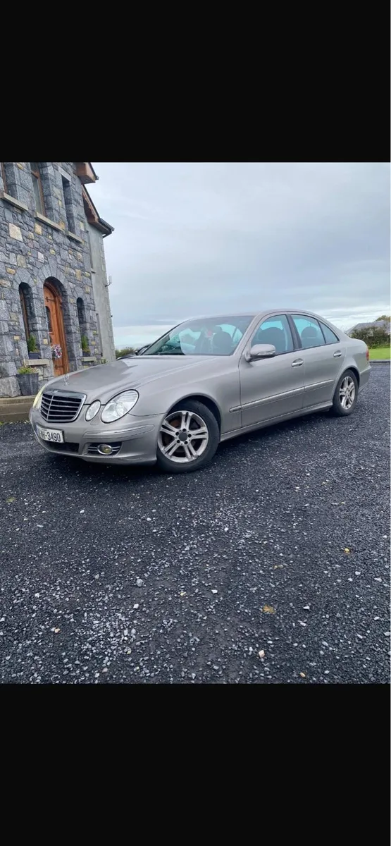 Mercedes Benz - Image 1